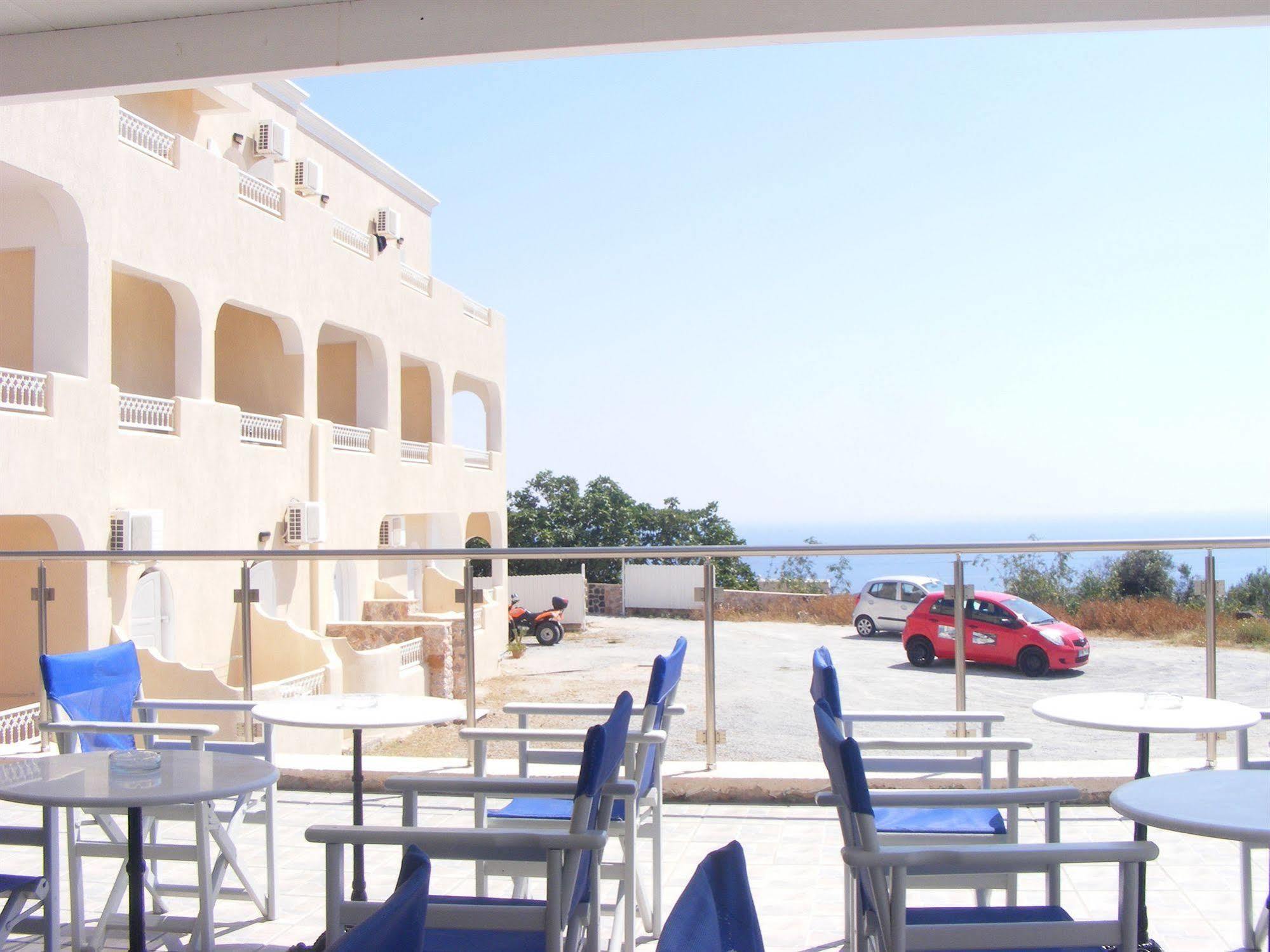 Fira Blue Horizon Apartment Exterior photo